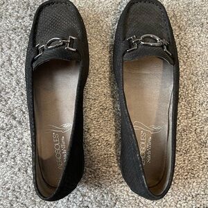 Aerosoles StichNTurn loafers.